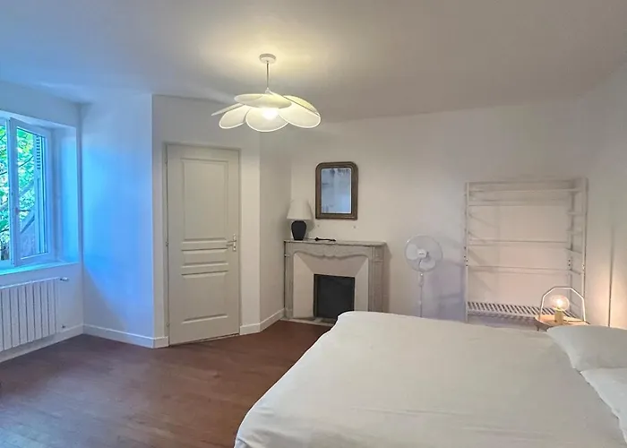 Apartament La De Bouloc Confortable Et Calme